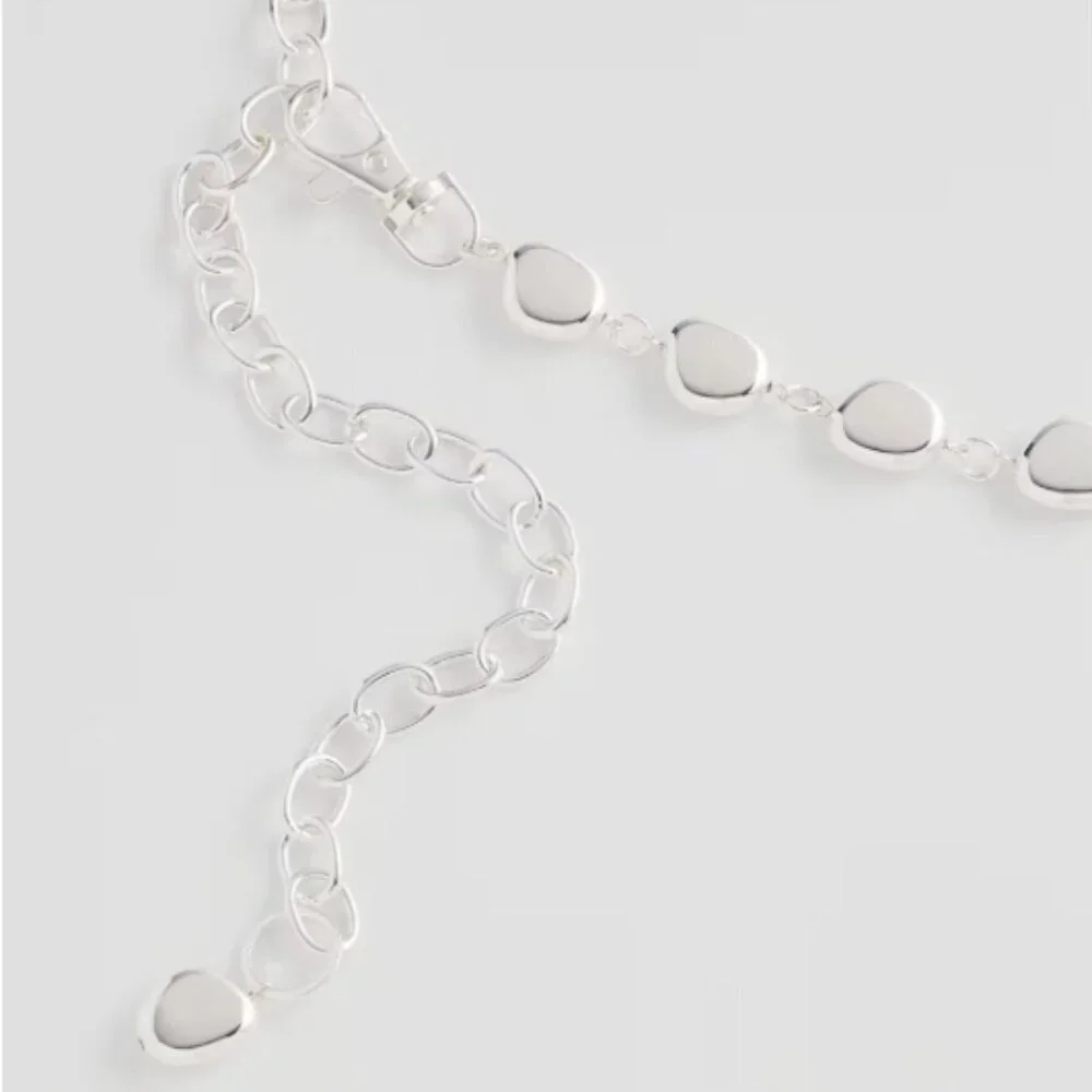 Chico’s Silvertone Pebble Chain Belt – One Size – NWT